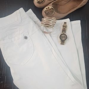 Democracy White Crop Jeans